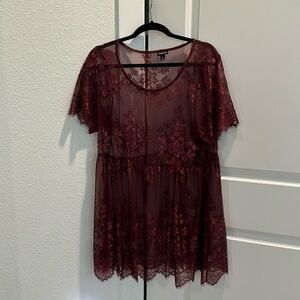 Torrid Burgundy lace tunic top Sz 18
